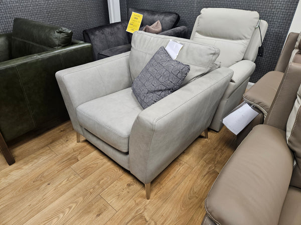 Clearance Fowey Hide Chair