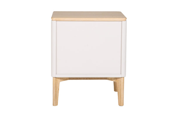 Maverick Bedside
